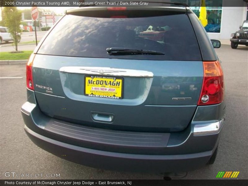 Magnesium Green Pearl / Dark Slate Gray 2006 Chrysler Pacifica Touring AWD