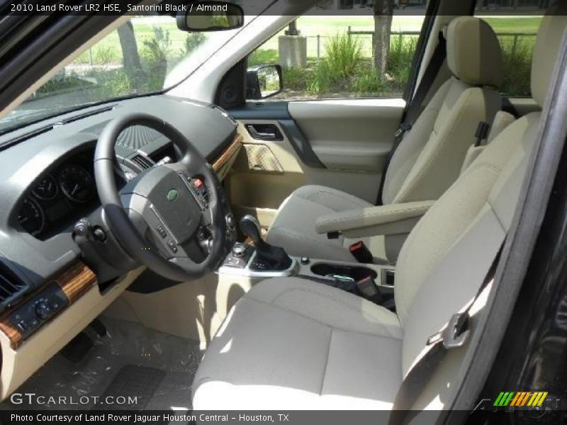 Santorini Black / Almond 2010 Land Rover LR2 HSE