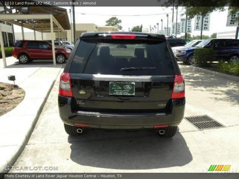 Santorini Black / Almond 2010 Land Rover LR2 HSE