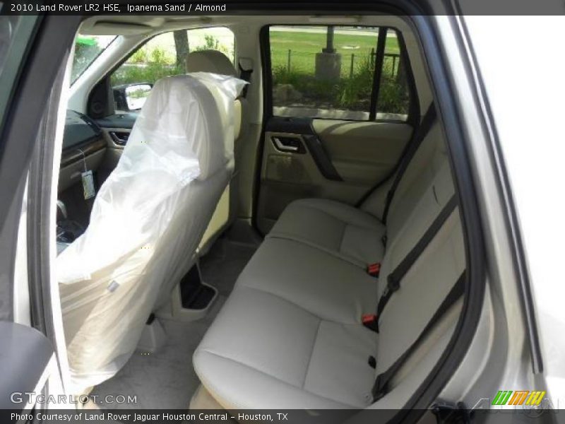 Ipanema Sand / Almond 2010 Land Rover LR2 HSE