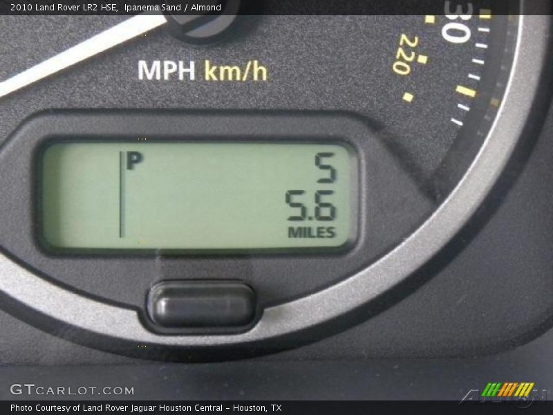 Ipanema Sand / Almond 2010 Land Rover LR2 HSE