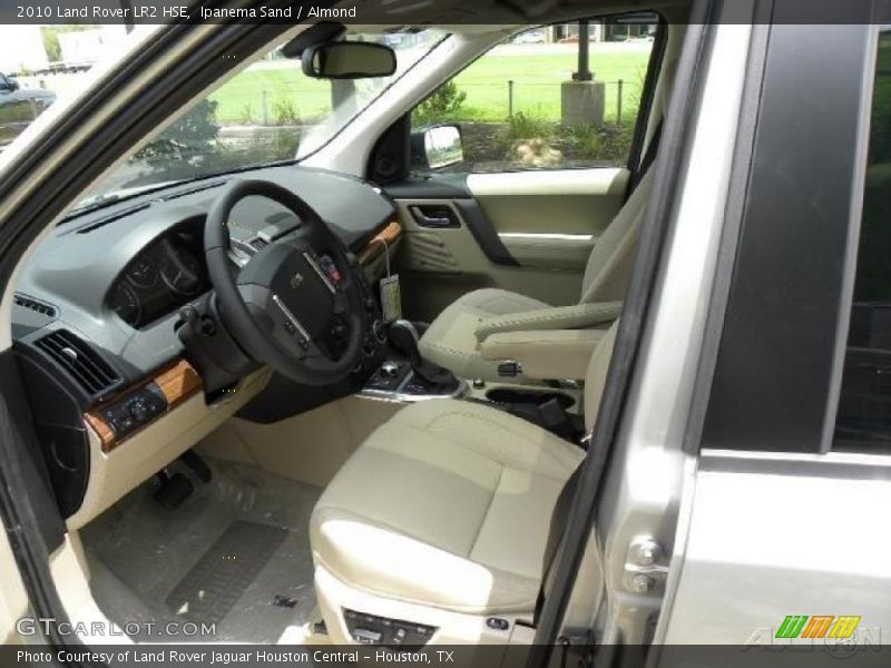 Ipanema Sand / Almond 2010 Land Rover LR2 HSE