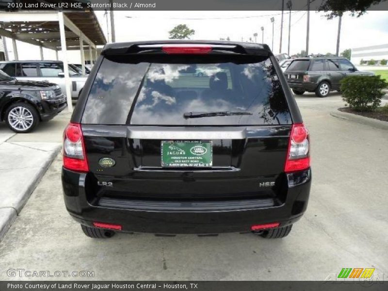 Santorini Black / Almond 2010 Land Rover LR2 HSE