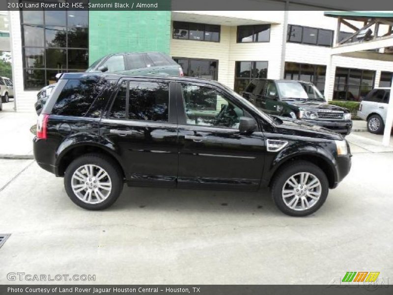 Santorini Black / Almond 2010 Land Rover LR2 HSE