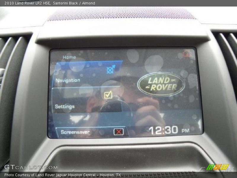 Santorini Black / Almond 2010 Land Rover LR2 HSE