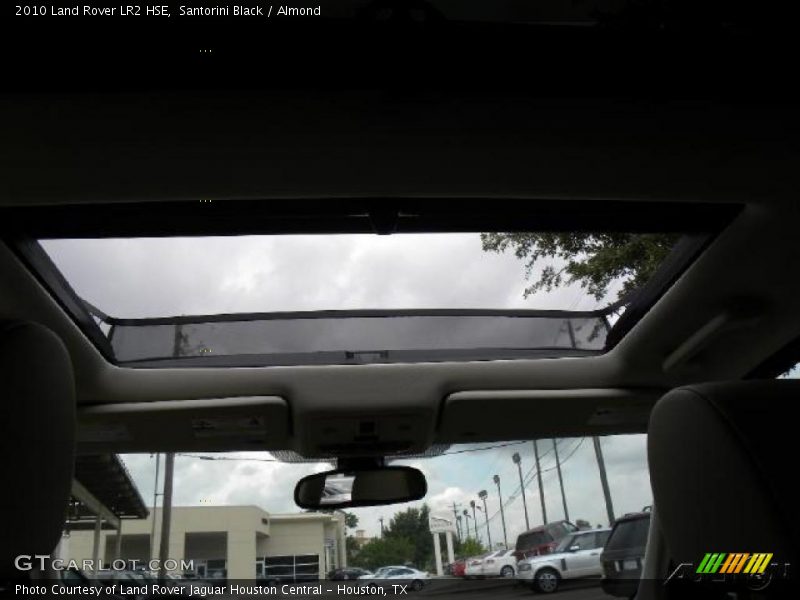 Santorini Black / Almond 2010 Land Rover LR2 HSE