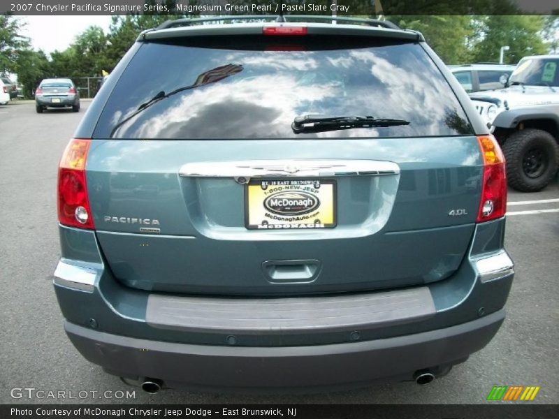 Magnesium Green Pearl / Pastel Slate Gray 2007 Chrysler Pacifica Signature Series