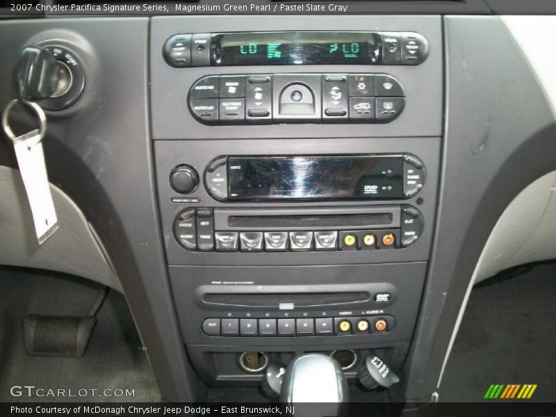 Magnesium Green Pearl / Pastel Slate Gray 2007 Chrysler Pacifica Signature Series