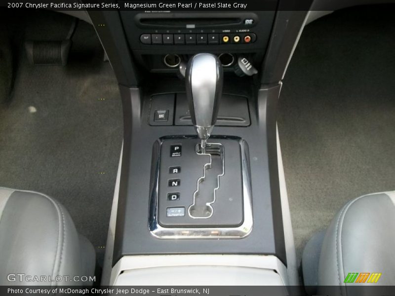 Magnesium Green Pearl / Pastel Slate Gray 2007 Chrysler Pacifica Signature Series