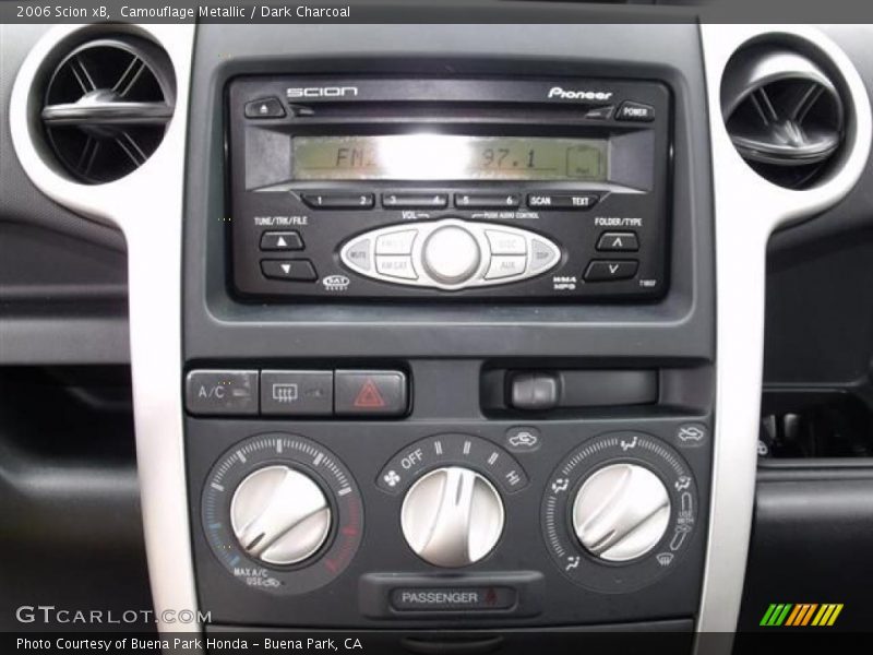 Camouflage Metallic / Dark Charcoal 2006 Scion xB