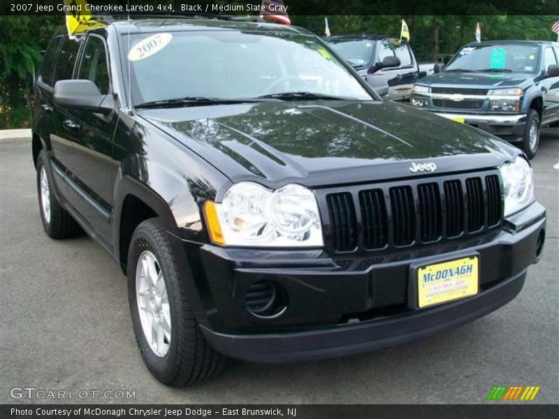 Black / Medium Slate Gray 2007 Jeep Grand Cherokee Laredo 4x4