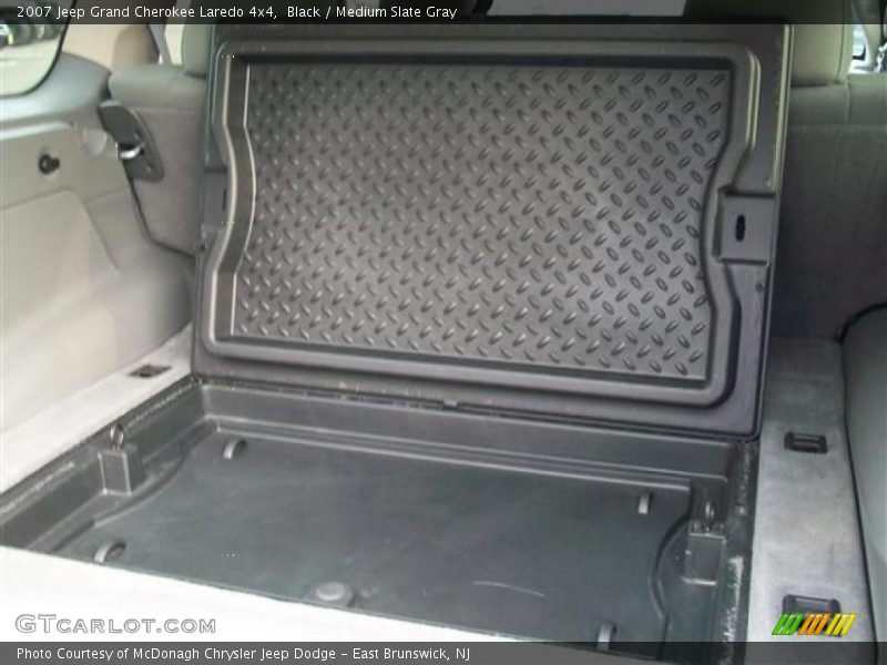 Black / Medium Slate Gray 2007 Jeep Grand Cherokee Laredo 4x4