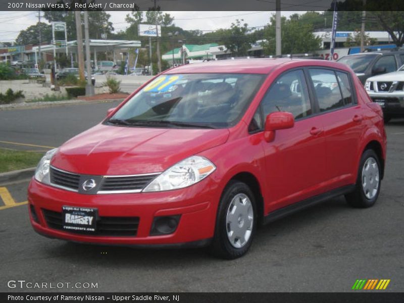Red Alert / Charcoal 2007 Nissan Versa S