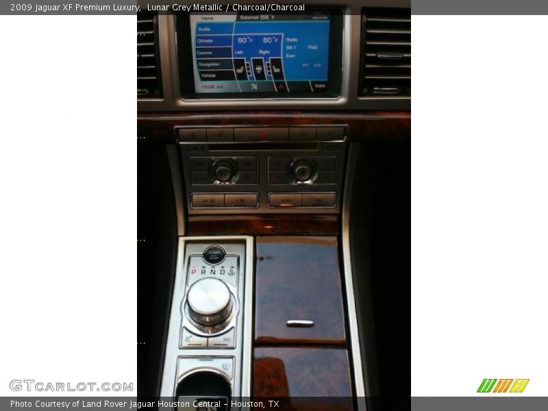 Lunar Grey Metallic / Charcoal/Charcoal 2009 Jaguar XF Premium Luxury