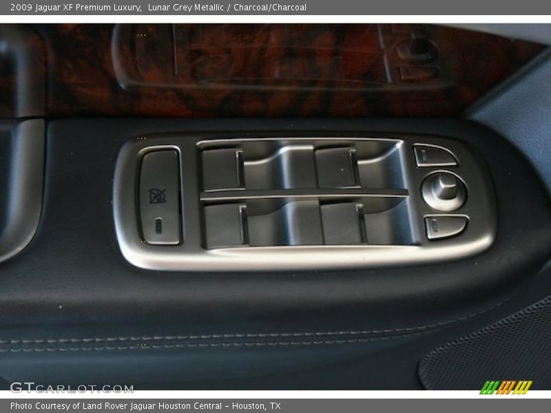 Lunar Grey Metallic / Charcoal/Charcoal 2009 Jaguar XF Premium Luxury
