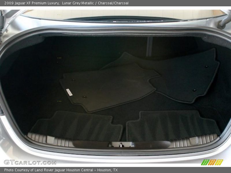 Lunar Grey Metallic / Charcoal/Charcoal 2009 Jaguar XF Premium Luxury