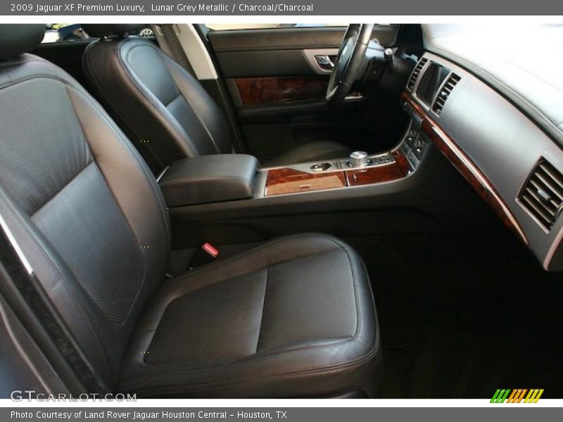 Lunar Grey Metallic / Charcoal/Charcoal 2009 Jaguar XF Premium Luxury