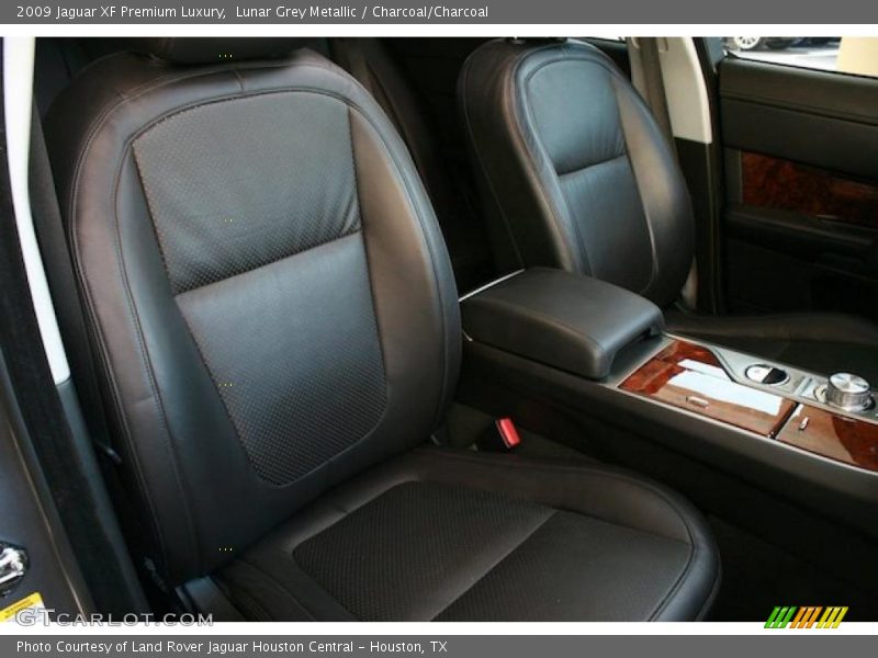 Lunar Grey Metallic / Charcoal/Charcoal 2009 Jaguar XF Premium Luxury