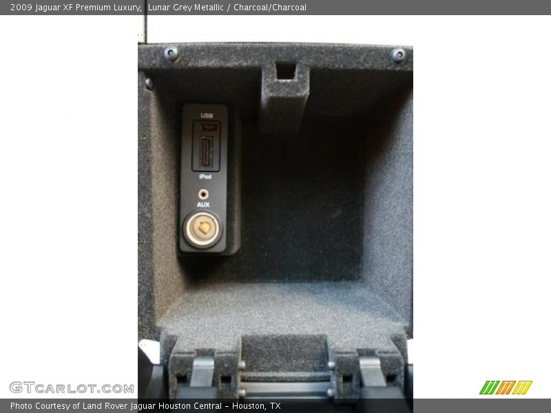 Lunar Grey Metallic / Charcoal/Charcoal 2009 Jaguar XF Premium Luxury