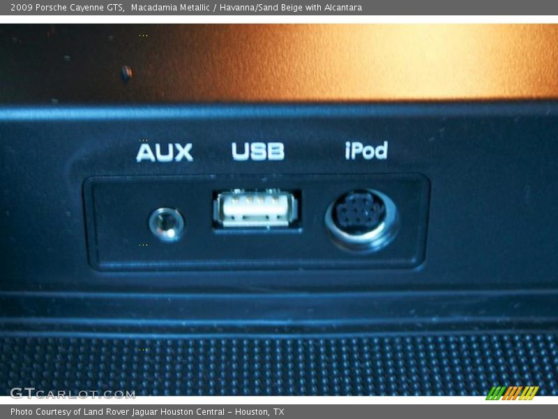 Macadamia Metallic / Havanna/Sand Beige with Alcantara 2009 Porsche Cayenne GTS