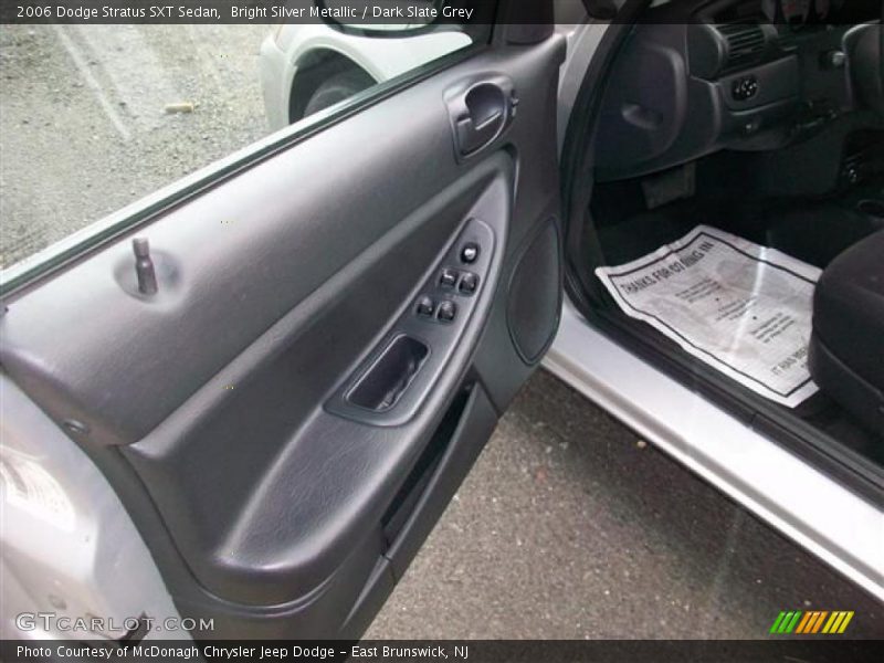 Bright Silver Metallic / Dark Slate Grey 2006 Dodge Stratus SXT Sedan
