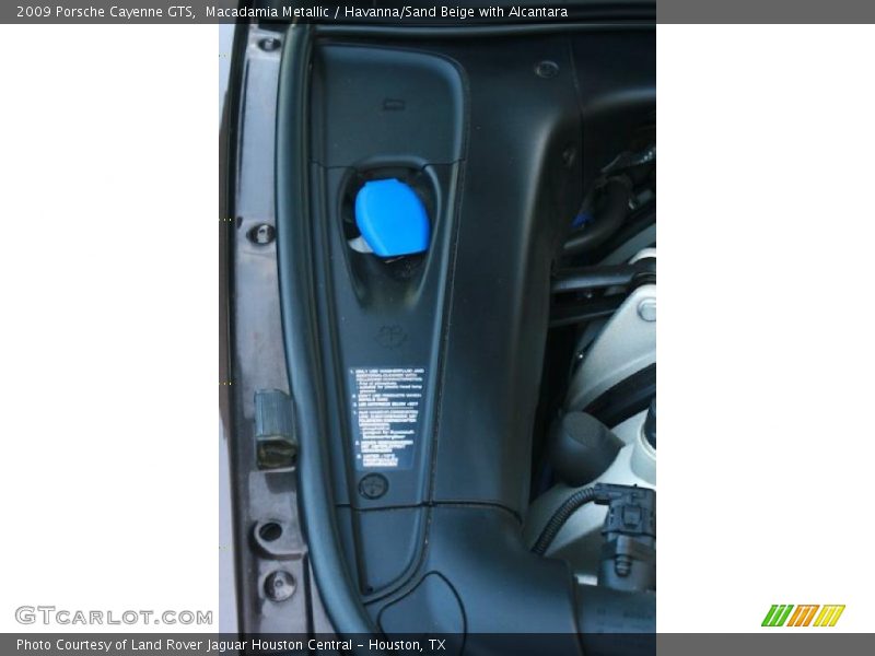 Macadamia Metallic / Havanna/Sand Beige with Alcantara 2009 Porsche Cayenne GTS