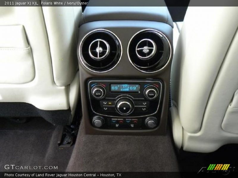 Polaris White / Ivory/Oyster 2011 Jaguar XJ XJL