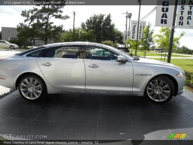Liquid Silver Metallic / Jet Black/Ivory 2011 Jaguar XJ XJL