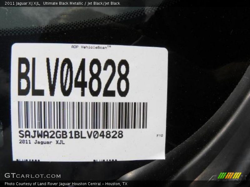 Ultimate Black Metallic / Jet Black/Jet Black 2011 Jaguar XJ XJL