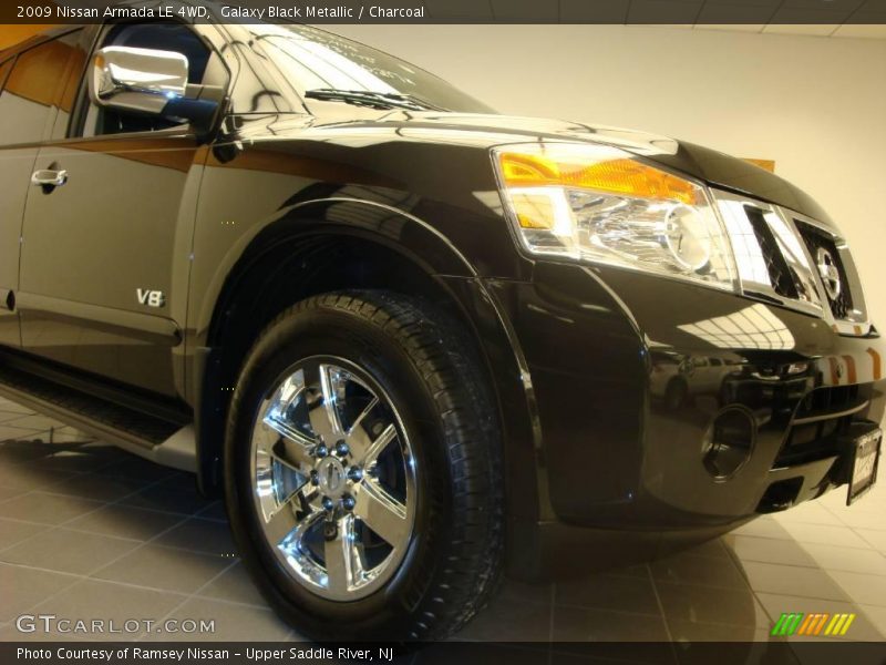 Galaxy Black Metallic / Charcoal 2009 Nissan Armada LE 4WD