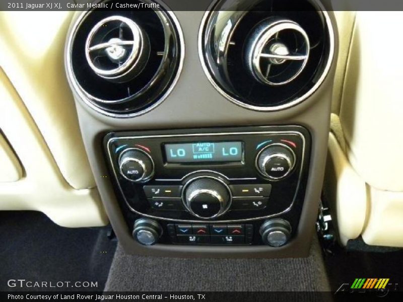 Caviar Metallic / Cashew/Truffle 2011 Jaguar XJ XJ