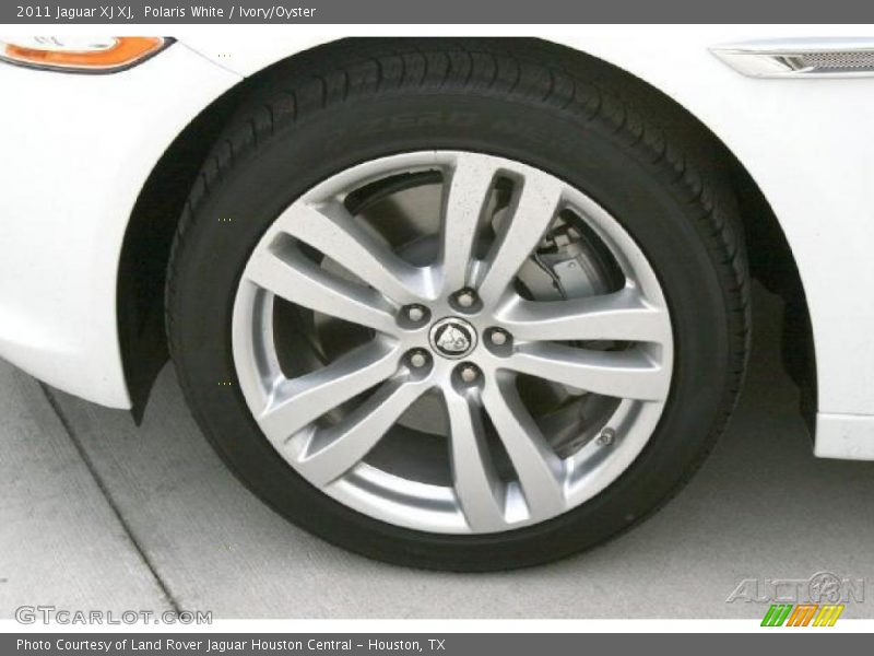 Polaris White / Ivory/Oyster 2011 Jaguar XJ XJ