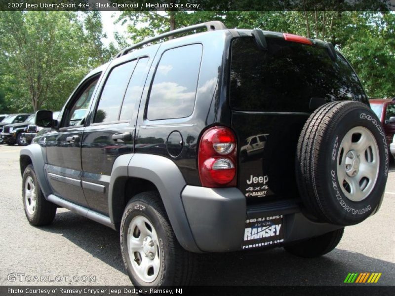 Black Clearcoat / Medium Slate Gray 2007 Jeep Liberty Sport 4x4
