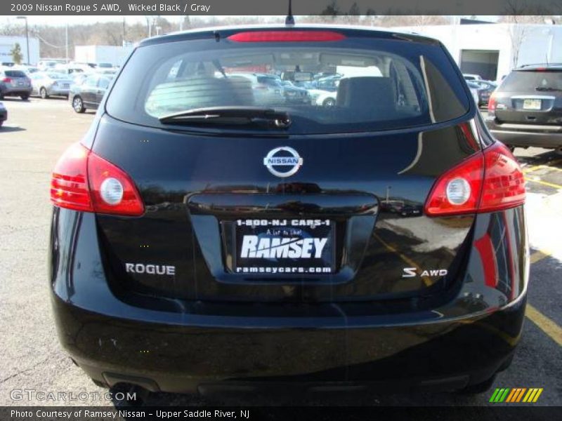 Wicked Black / Gray 2009 Nissan Rogue S AWD