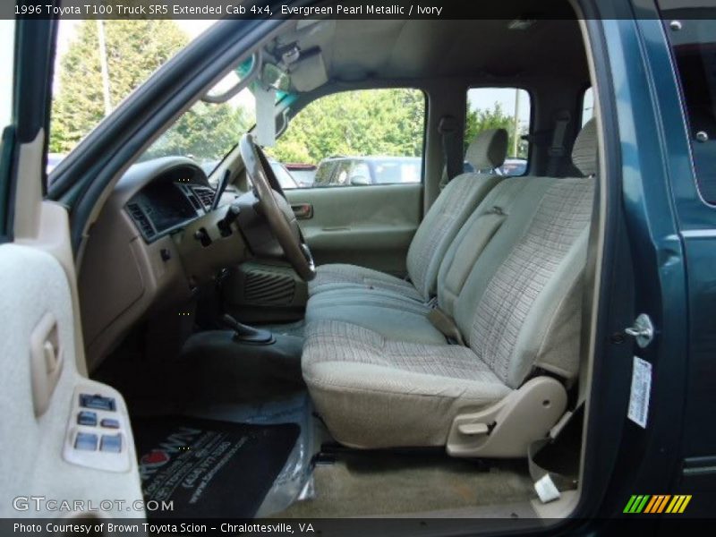  1996 T100 Truck SR5 Extended Cab 4x4 Ivory Interior