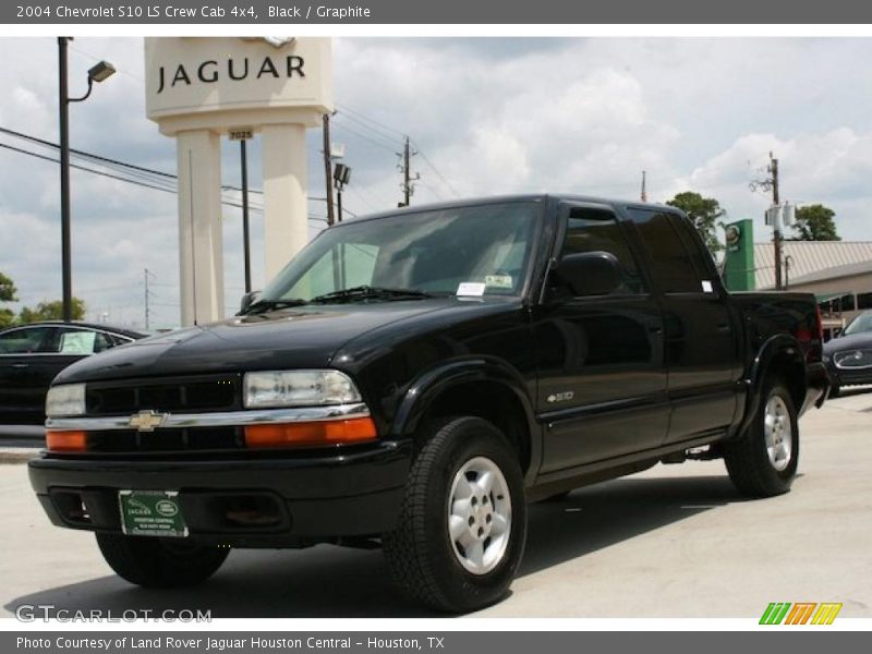 Black / Graphite 2004 Chevrolet S10 LS Crew Cab 4x4