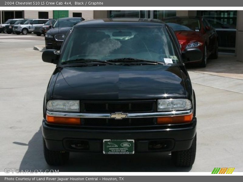 Black / Graphite 2004 Chevrolet S10 LS Crew Cab 4x4