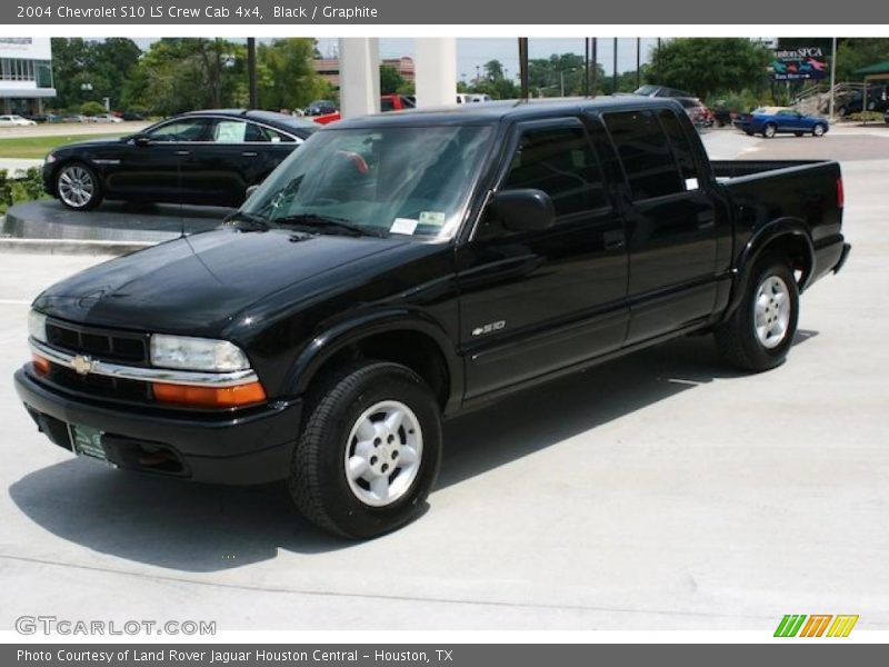 Black / Graphite 2004 Chevrolet S10 LS Crew Cab 4x4