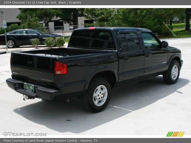 Black / Graphite 2004 Chevrolet S10 LS Crew Cab 4x4