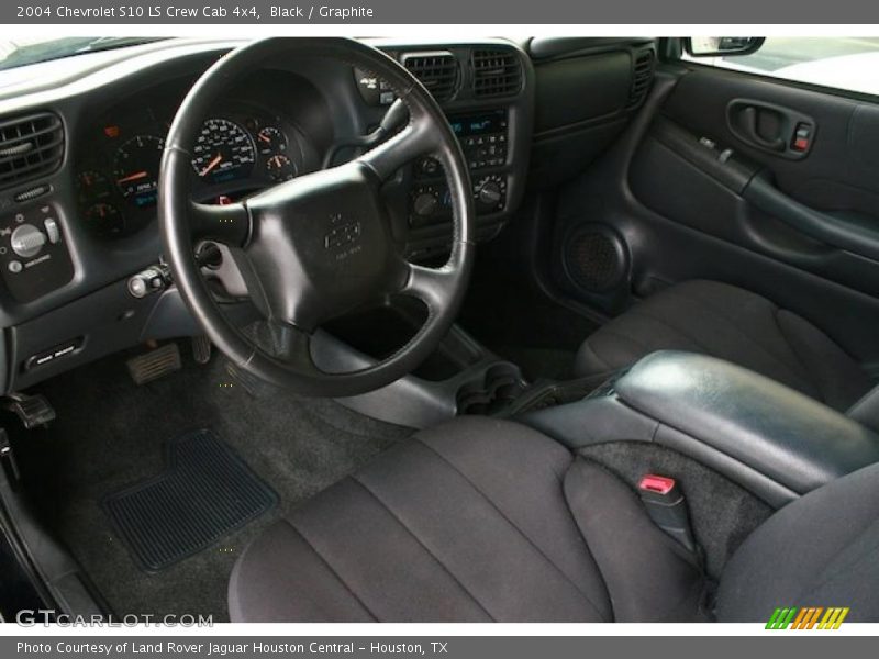 Black / Graphite 2004 Chevrolet S10 LS Crew Cab 4x4