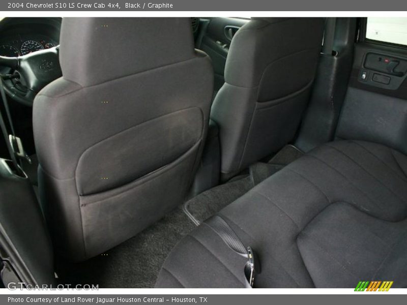 Black / Graphite 2004 Chevrolet S10 LS Crew Cab 4x4