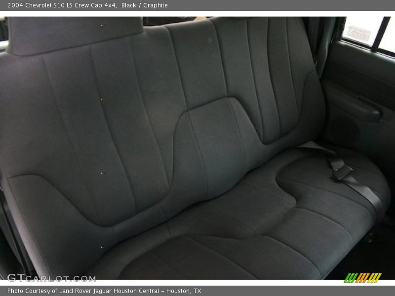 Black / Graphite 2004 Chevrolet S10 LS Crew Cab 4x4