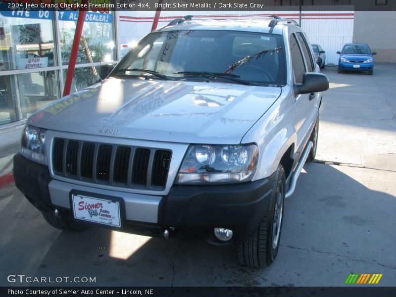 Bright Silver Metallic / Dark Slate Gray 2004 Jeep Grand Cherokee Freedom Edition 4x4