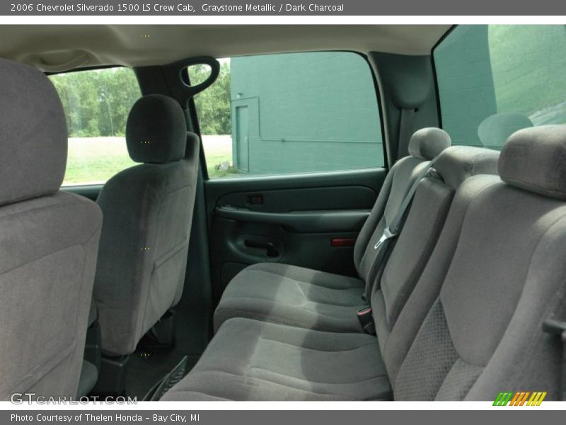 Graystone Metallic / Dark Charcoal 2006 Chevrolet Silverado 1500 LS Crew Cab