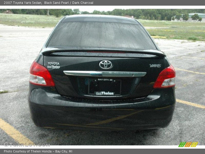 Black Sand Pearl / Dark Charcoal 2007 Toyota Yaris Sedan