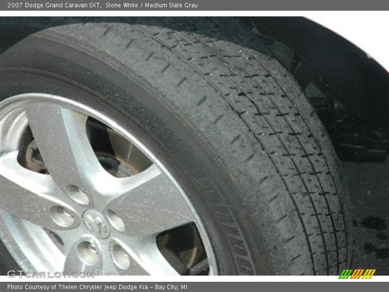 Stone White / Medium Slate Gray 2007 Dodge Grand Caravan SXT