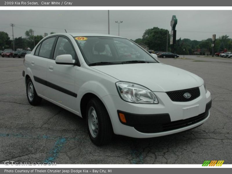 Clear White / Gray 2009 Kia Rio Sedan