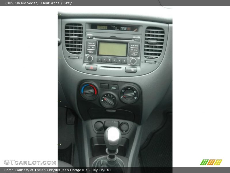 Clear White / Gray 2009 Kia Rio Sedan