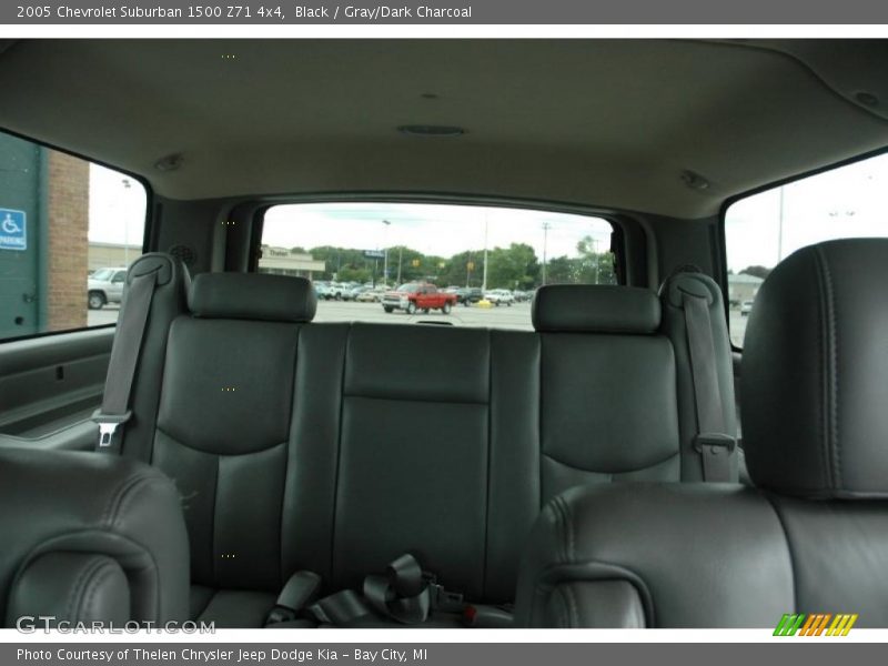 Black / Gray/Dark Charcoal 2005 Chevrolet Suburban 1500 Z71 4x4