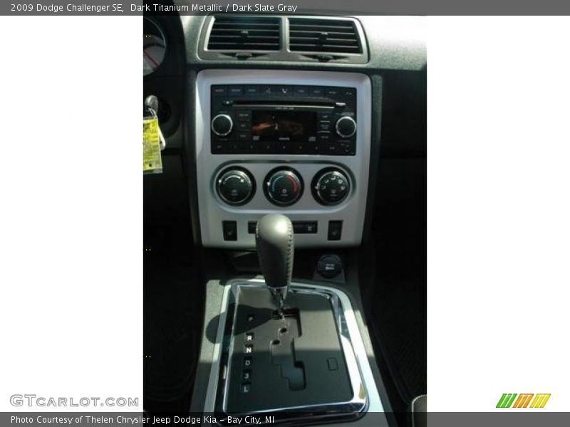 Dark Titanium Metallic / Dark Slate Gray 2009 Dodge Challenger SE